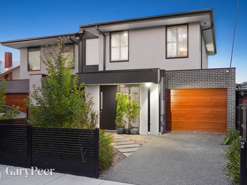 19b Howell Street, Bentleigh, Vic 3204 - Property Details