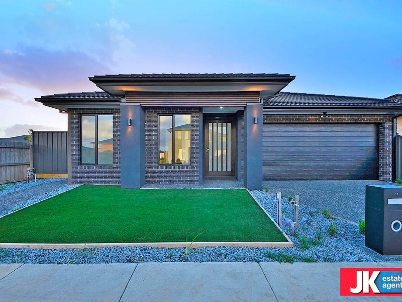 17 Celtic Road, Tarneit, Vic 3029 Property Details
