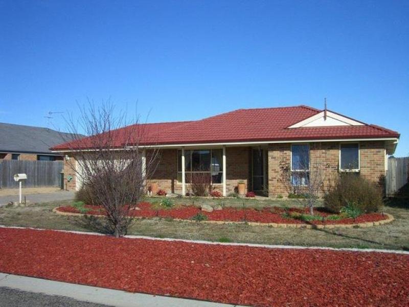 4 Falconer Place, Bungendore, NSW 2621