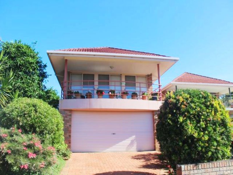 21 Escapade Avenue, Diamond Beach, NSW 2430