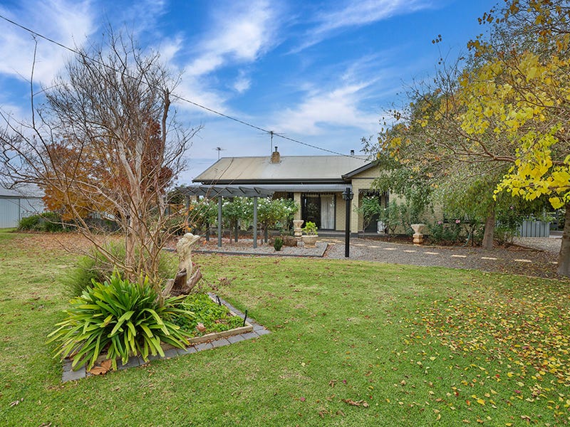 118 McKays Road, Birdwoodton, Vic 3505 House for Sale