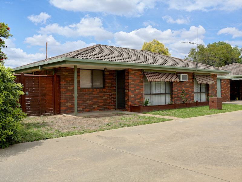 3/8 Kennedy Street, Euroa, VIC 3666