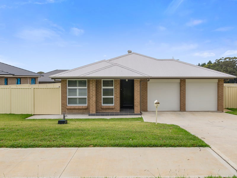 16 Beresford Street, Balaclava, NSW 2575