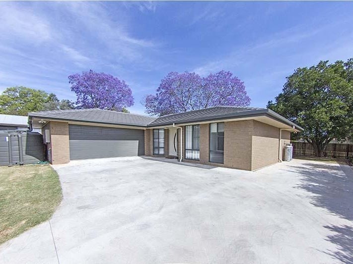 174A South Street, Centenary Heights, QLD 4350