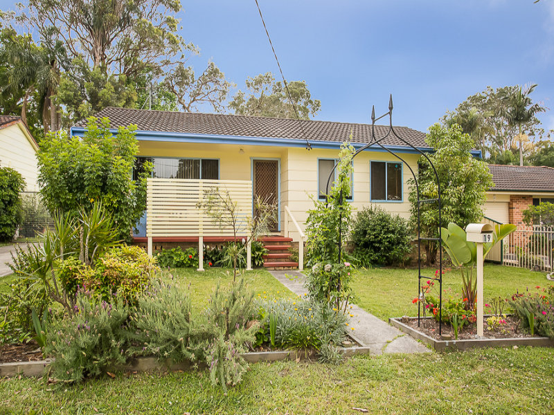 19 Nerida Avenue, San Remo, NSW 2262