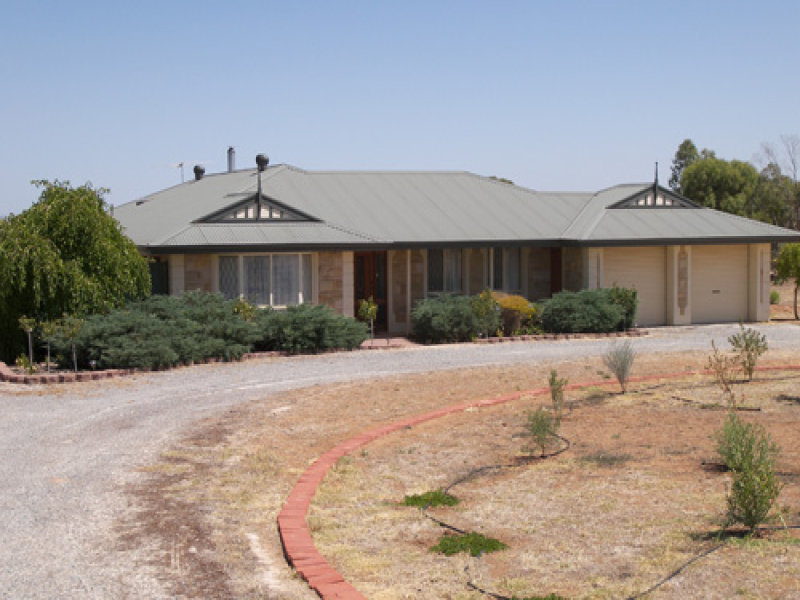 27 Horseshoe Drive, Roseworthy, SA 5371 Property Details