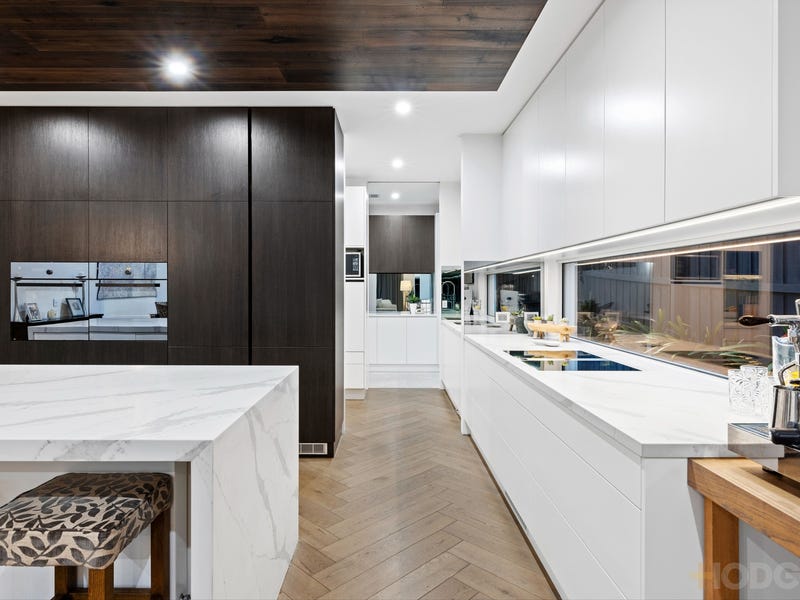 2C Avenue, Beaumaris, Vic 3193 Townhouse for Sale