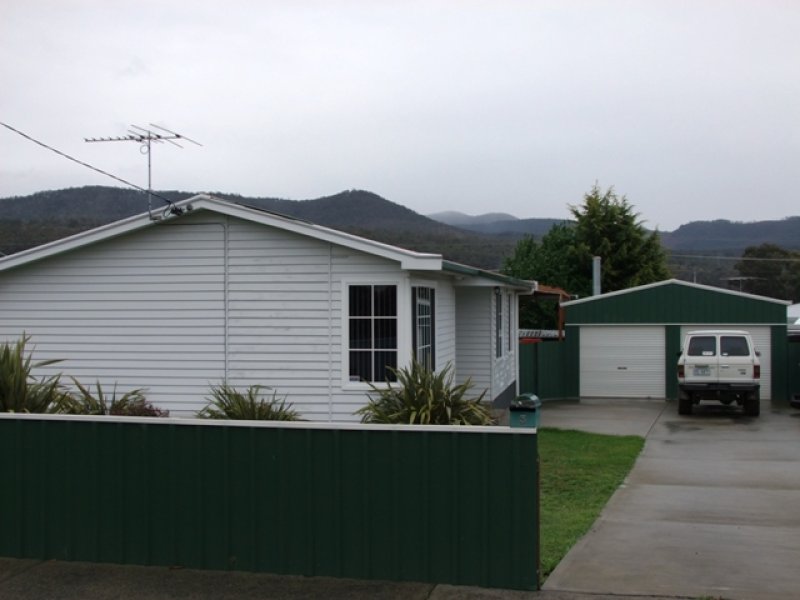 5 Walker Cres, New Norfolk, TAS 7140