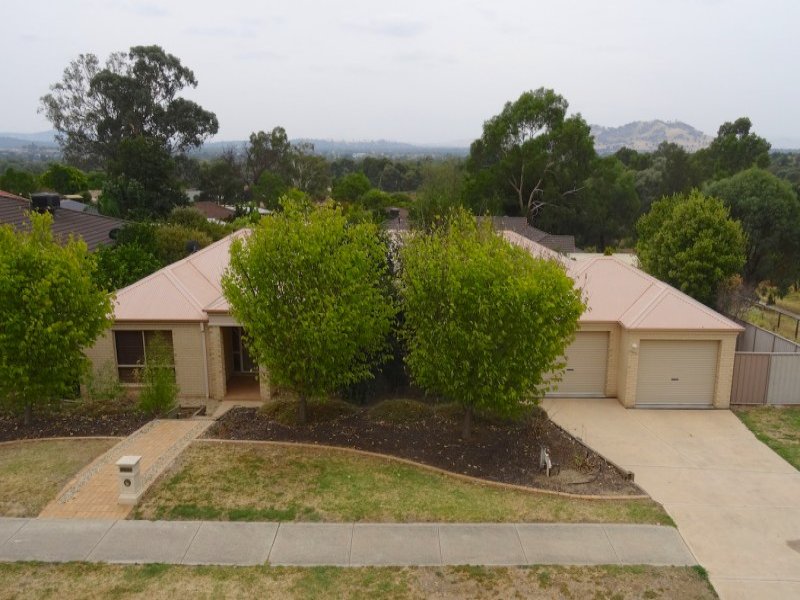 38 Barton Street, Wodonga, Vic 3690 Property Details