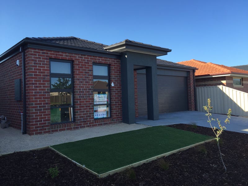 36 Tamar Avenue, Point Cook, Vic 3030