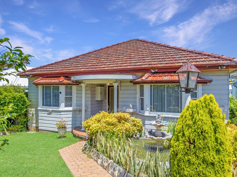 15 Highfields Parade, Highfields, NSW 2289