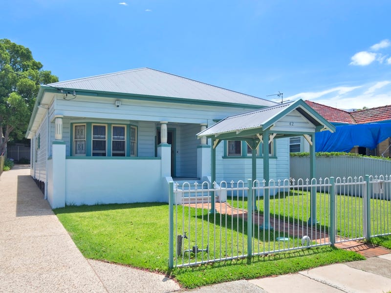 42 Bridge Street, Waratah, NSW 2298