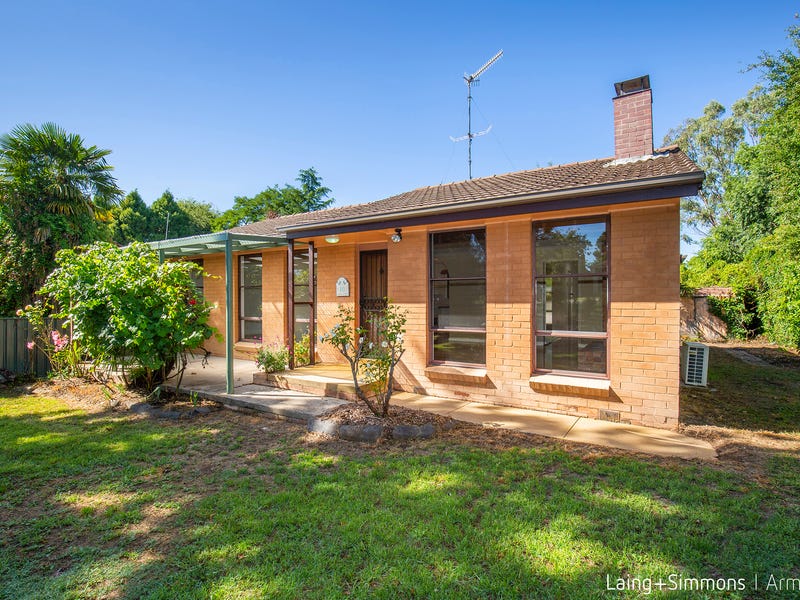 10 Cotswold Avenue, Armidale, NSW 2350 House for Sale