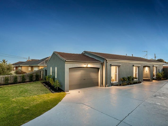 15 Chaumont Drive, Avondale Heights, VIC 3034