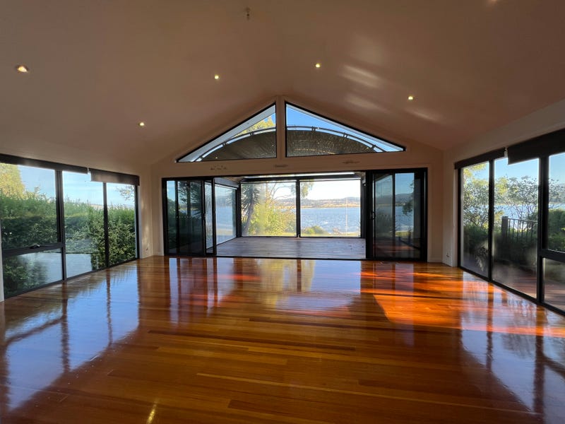 42 Beach Road, Legana, TAS 7277