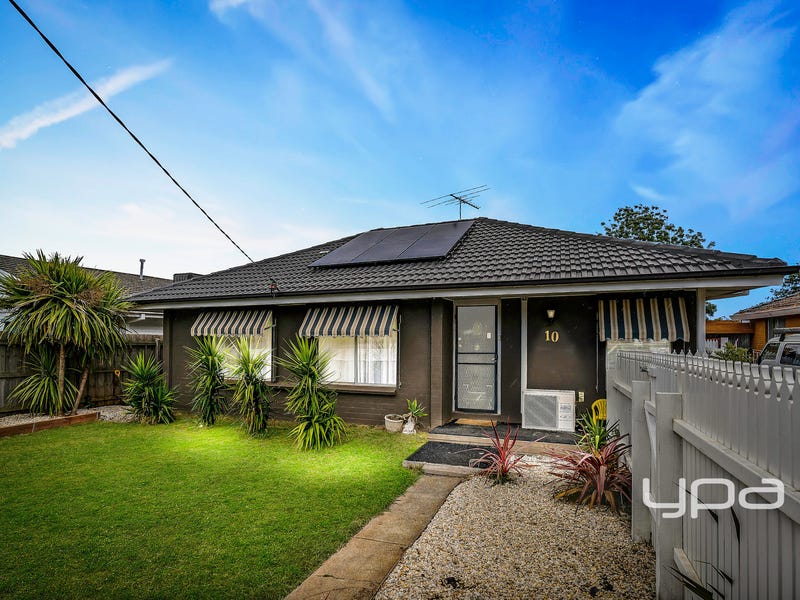 10 Lindsay Avenue, Sunbury, Vic 3429 Property Details