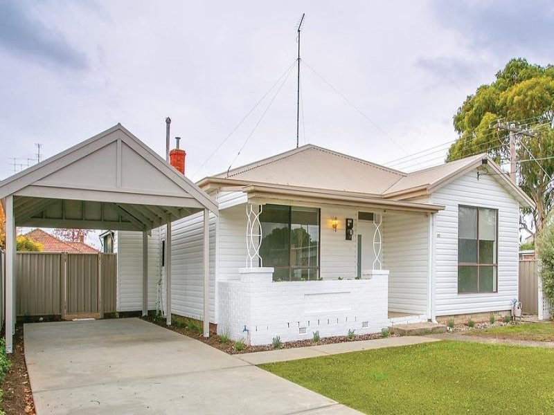 226 Dowling Street, Wendouree, Vic 3355 Property Details