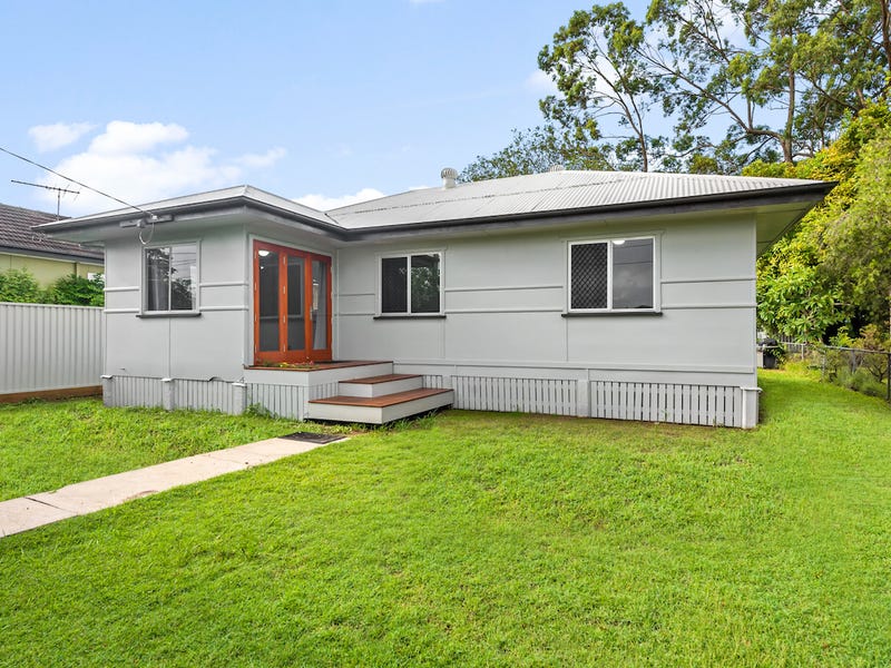 119 Hoskins Street, Sandgate, QLD 4017