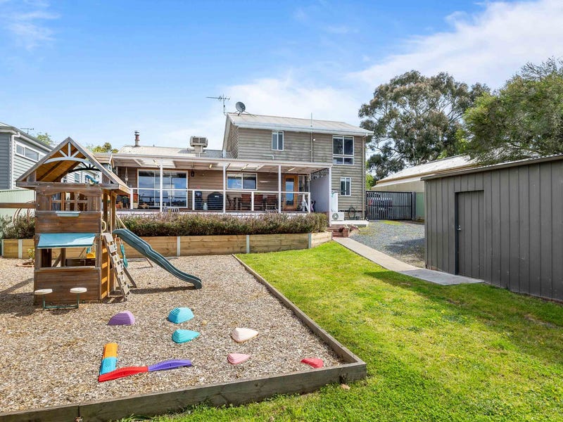 72 Main Street, Gordon, Vic 3345 House for Sale