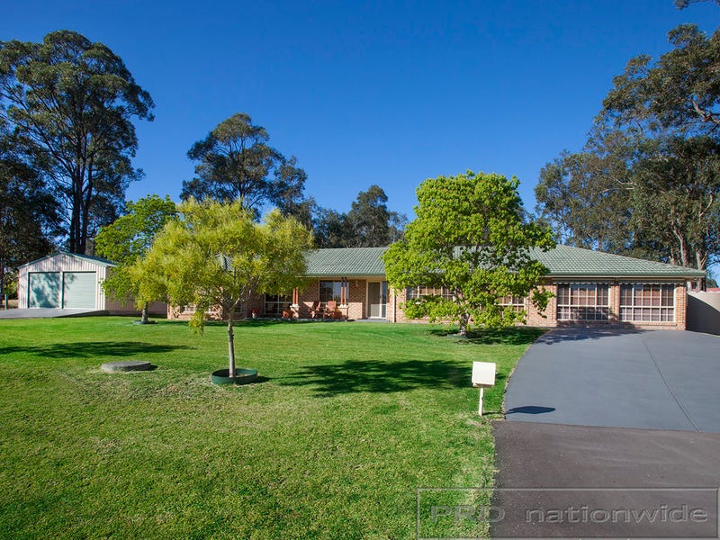 10 Woodlands Drive, Thornton, NSW 2322