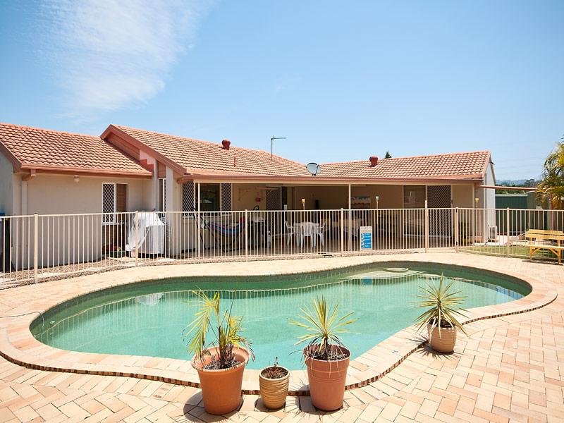 8 Broadview Place, Robina, Qld 4226 Property Details