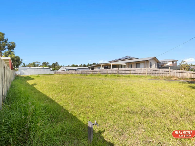 28 Rupert Street, Lang Lang, VIC 3984