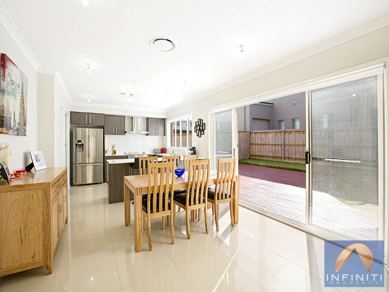 18 Moondarra Drive, West Hoxton, NSW 2171