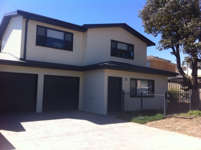 2/30 Derrima Road, Queanbeyan, NSW 2620