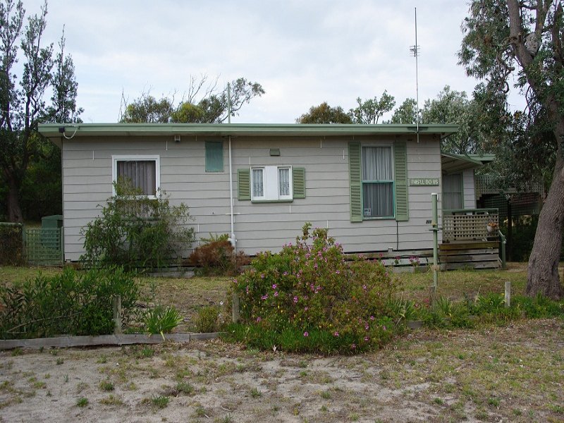 12 Azure Avenue, Golden Beach, VIC 3851