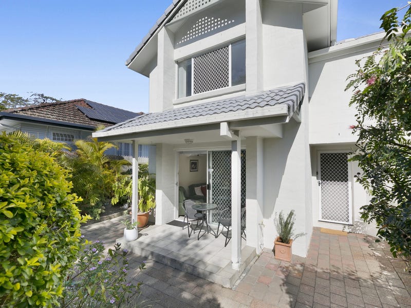 8/28 Chester Terrace, Southport, Qld 4215 Property Details