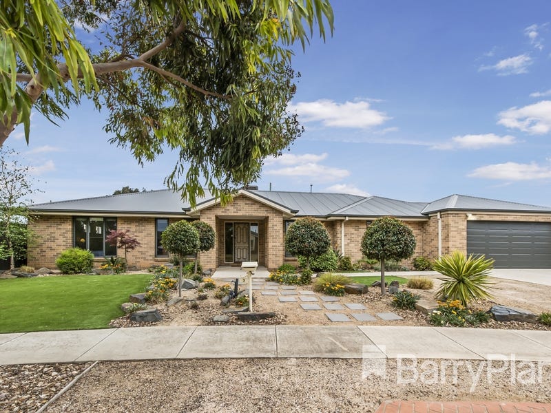 Real Estate & Property for Sale in Manor Lakes, VIC 3024 realestate