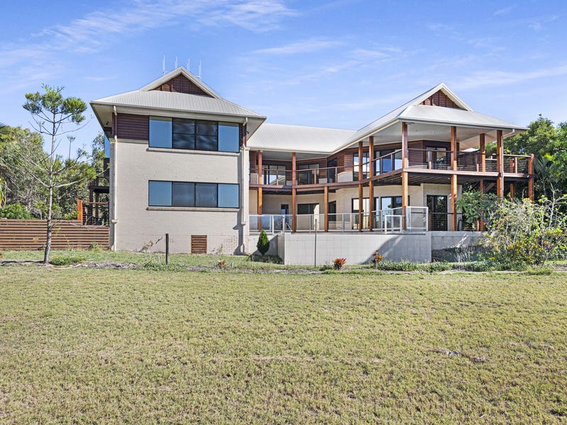 126 Sylvan Drive, Moore Park Beach, QLD 4670