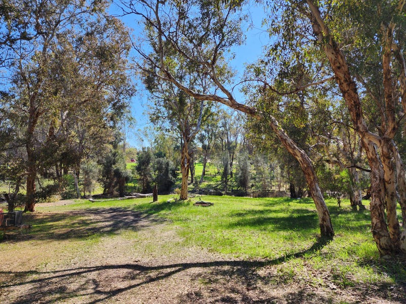 141 Ridge View Avenue, Boyup Brook, WA 6244