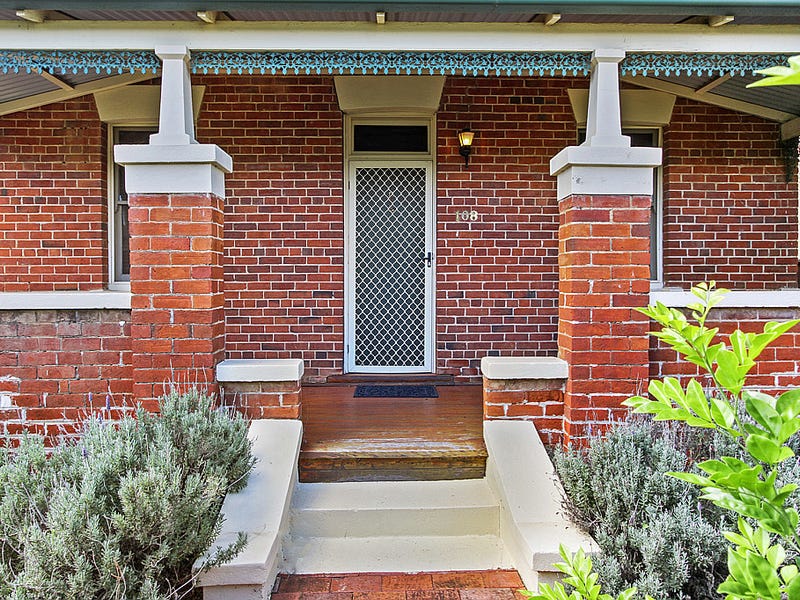 108 Belmore Street, Tamworth, NSW 2340 Property Details