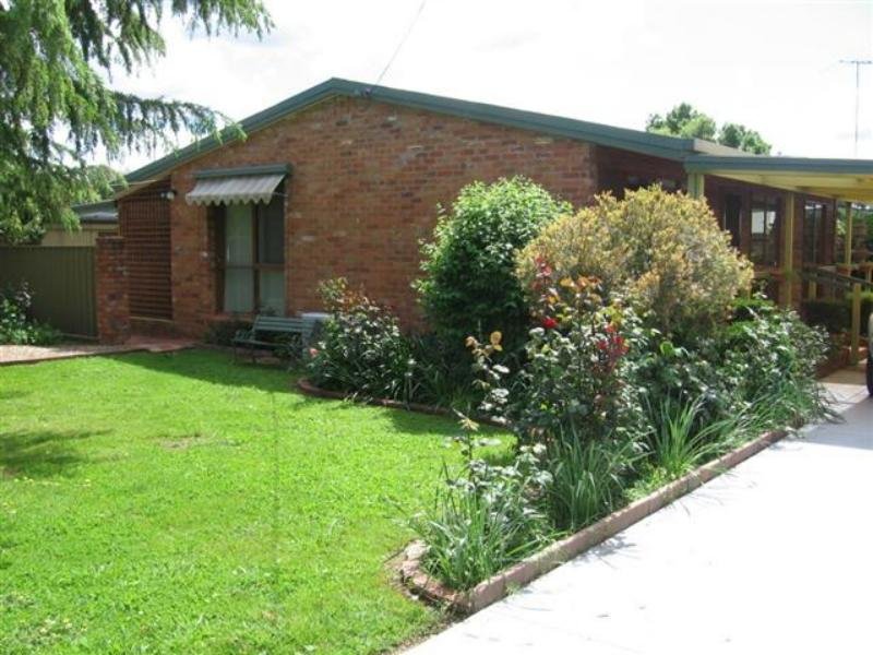 103 Jindera St, Jindera, NSW 2642 Property Details