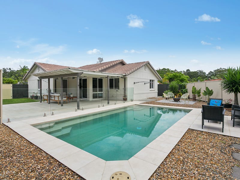 4 Ben Court, Mudgeeraba, Qld 4213 Property Details