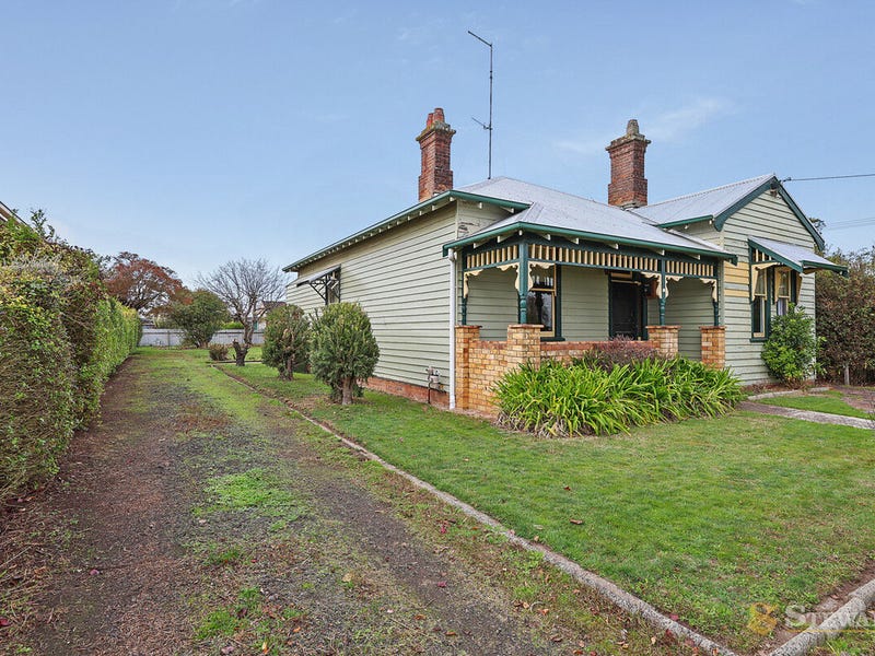 16 Forbes Street, Colac, Vic 3250 House for Sale