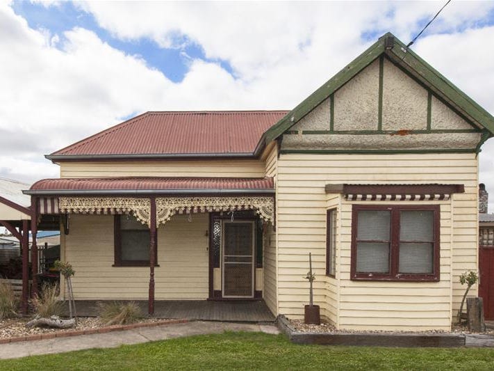 34 Carey Street, Ararat, Vic 3377 Property Details