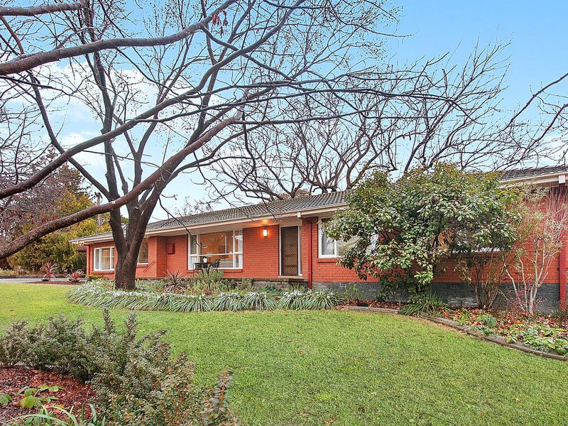 11 Brennan Street, Hackett, ACT 2602