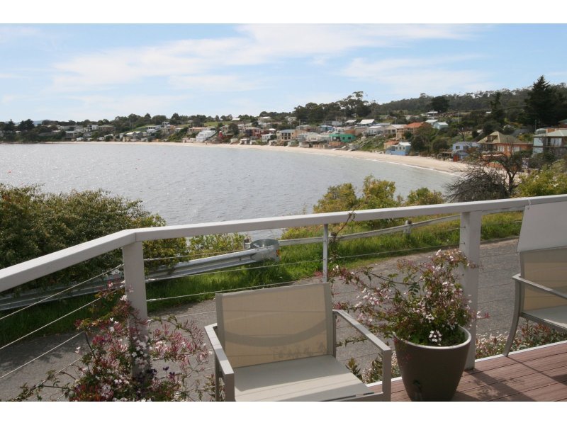 24 Pier Road, Opossum Bay, TAS 7023