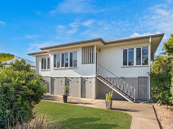 61 Armstrong Street, Hermit Park, QLD 4812