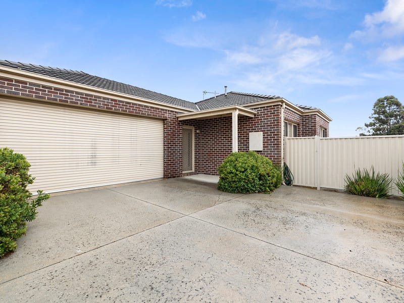 3/8 Alexandra Street, Sebastopol, VIC 3356