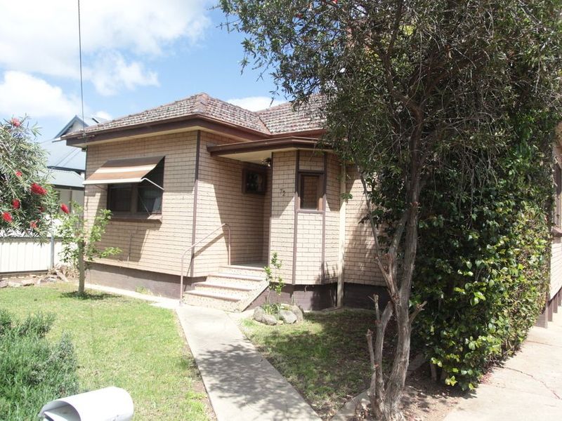 72 Murray Street, Wagga Wagga, NSW 2650