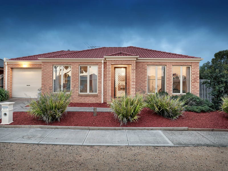 1/97 Dunvegan Drive, Kurunjang, VIC 3337