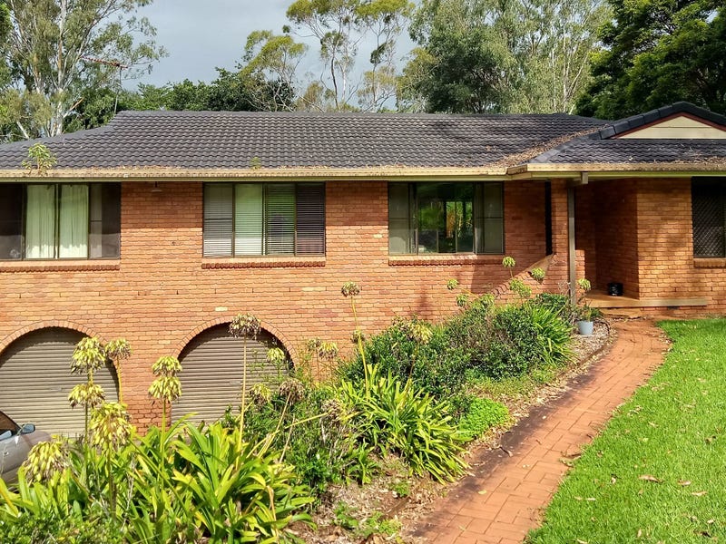 6 Manor Cres, Chilcotts Grass, NSW 2480