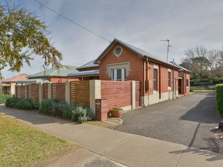 2/84 Fitzroy Street, East Tamworth, NSW 2340