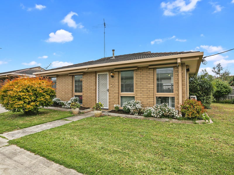 1/145 Roslyn Road, Belmont, Vic 3216 Property Details
