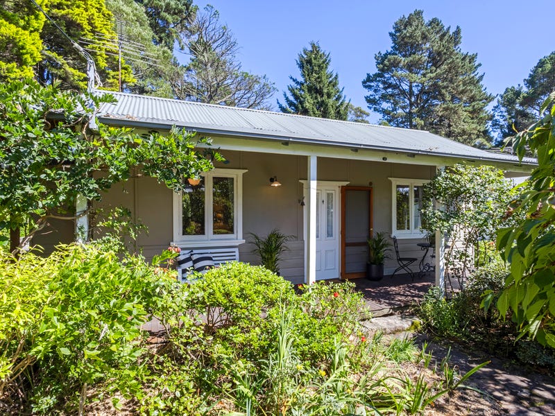 7 Mel Avenue, Blackheath, NSW 2785 Property Details