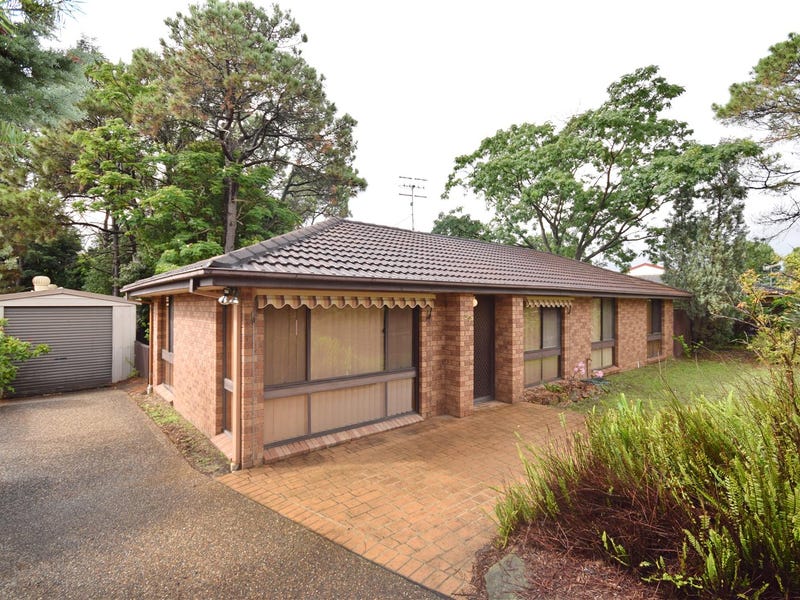 10 Lyndhurst Drive, Bomaderry, NSW 2541 Property Details