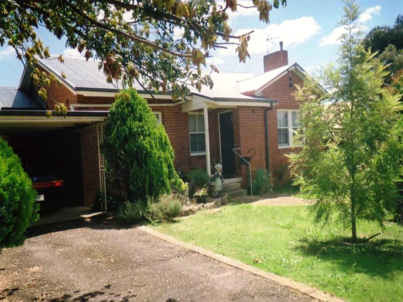 3 RICHARDS ROAD, Castlemaine, Vic 3450 Property Details